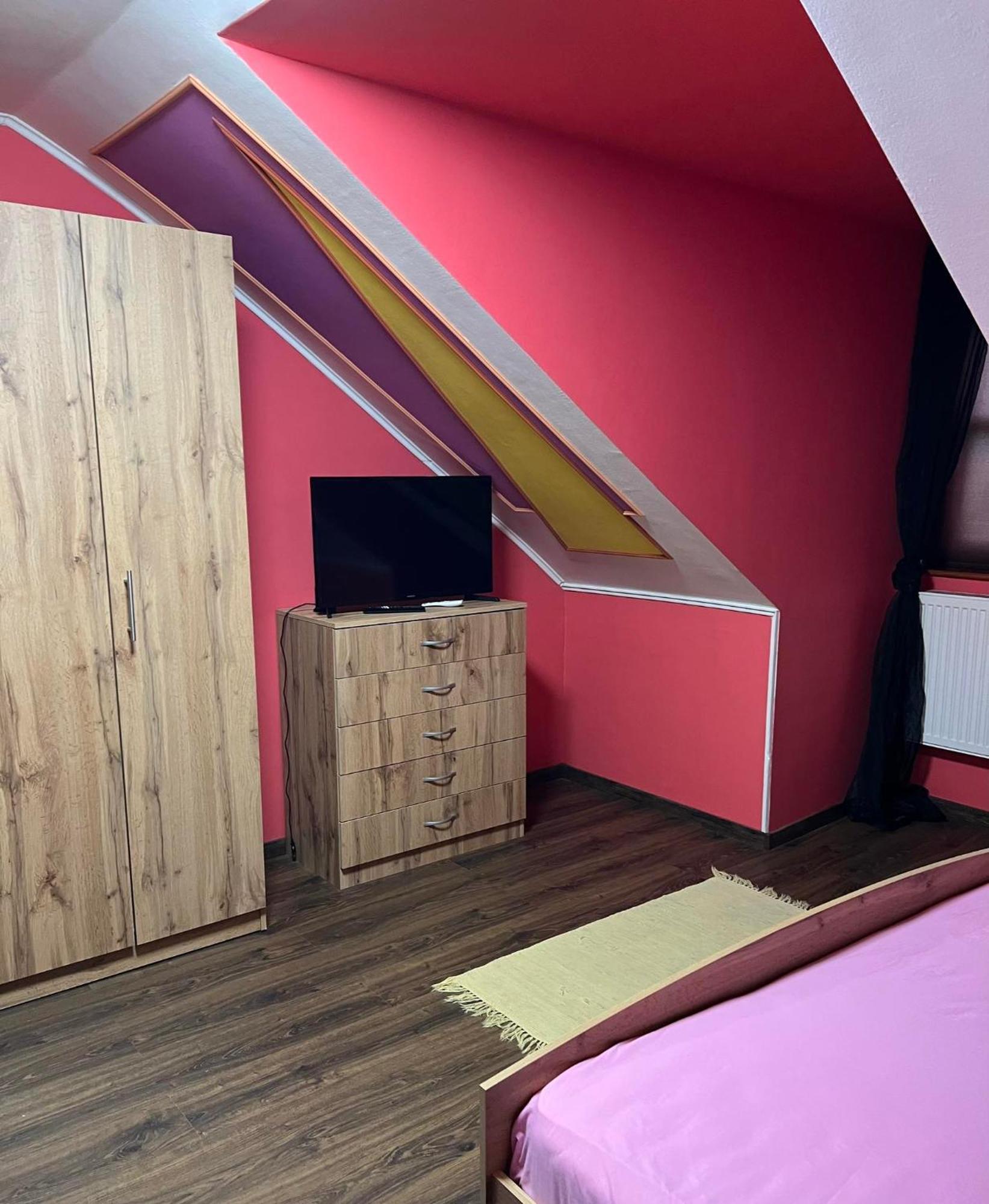Bianka Hostel & Car Rent Budapest Bagian luar foto
