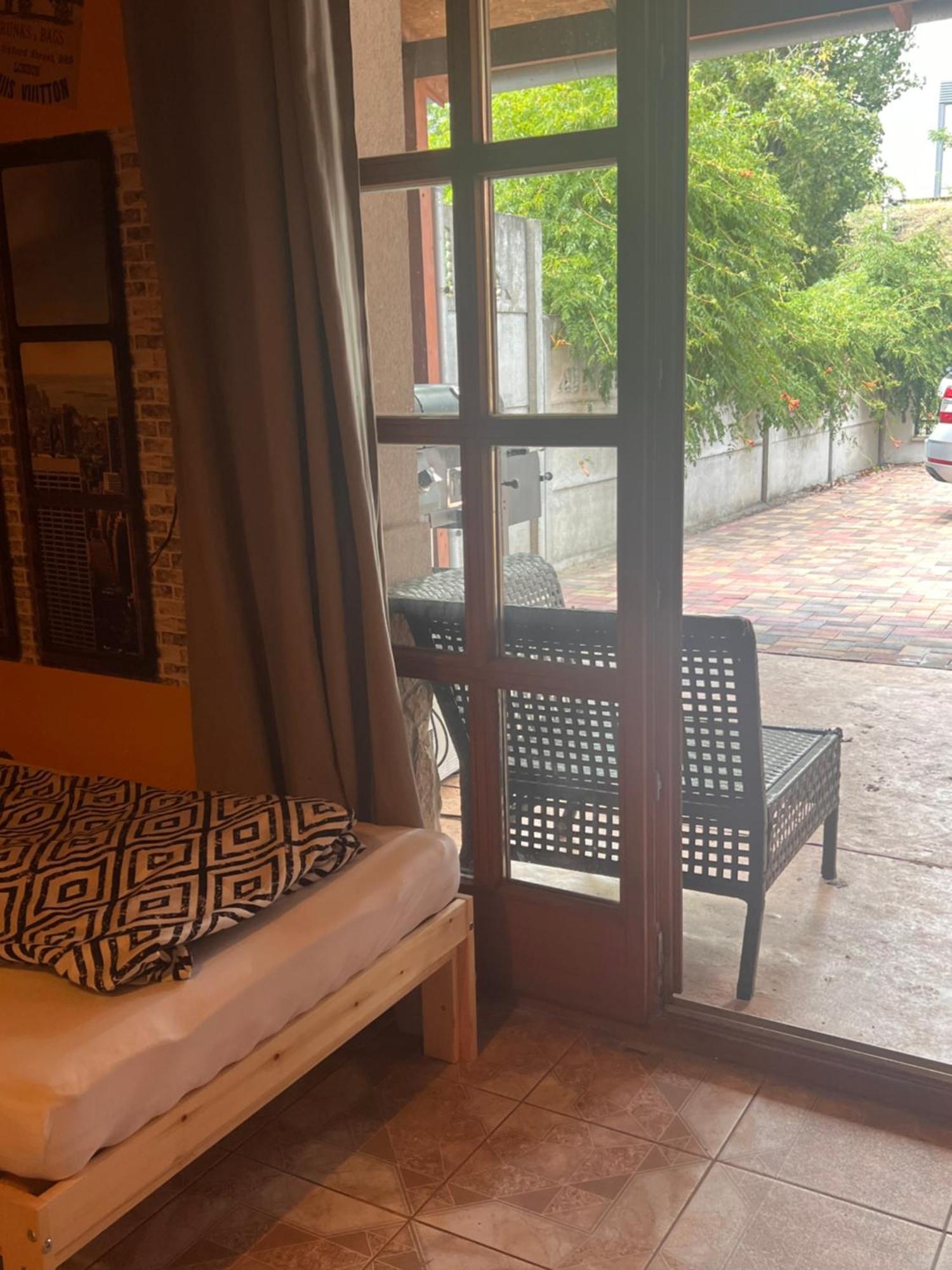Bianka Hostel & Car Rent Budapest Bagian luar foto