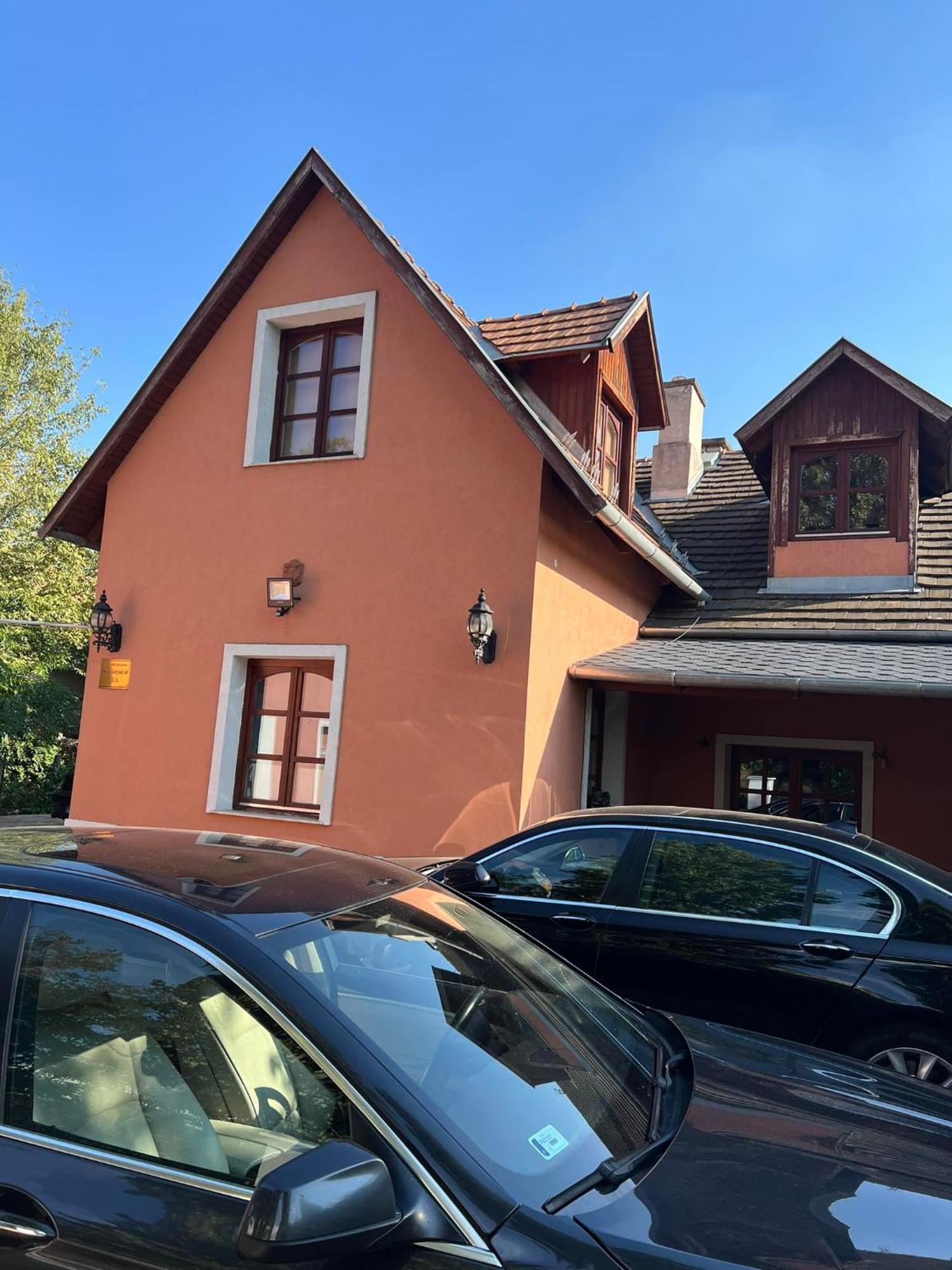 Bianka Hostel & Car Rent Budapest Bagian luar foto